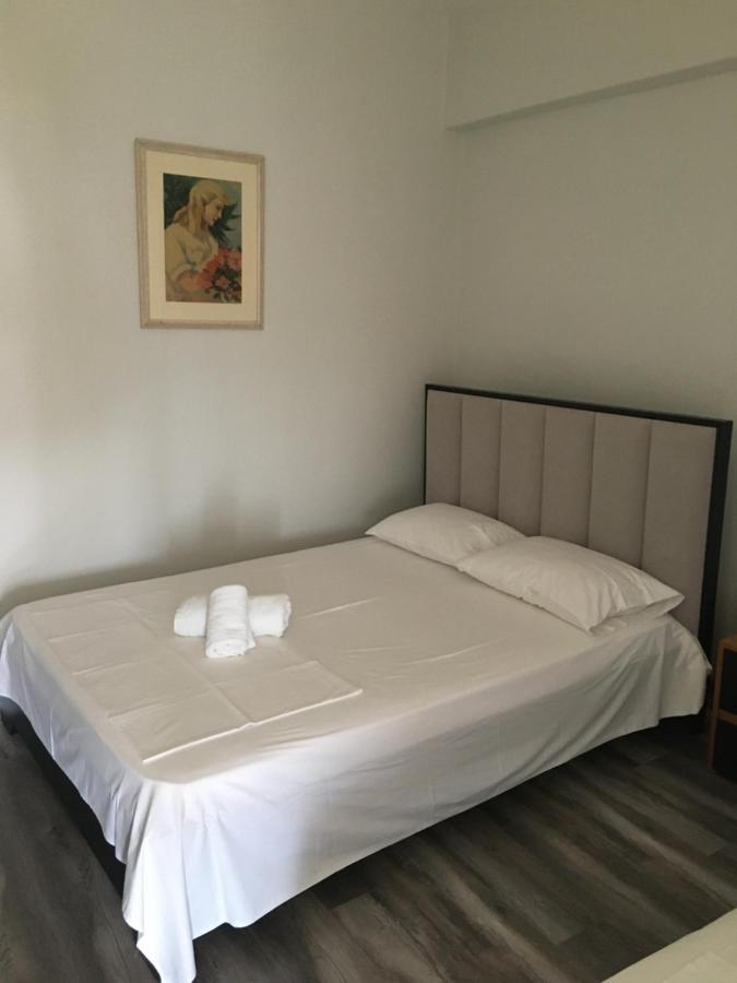Irini Boutique Rooms!!! Himare Ngoại thất bức ảnh