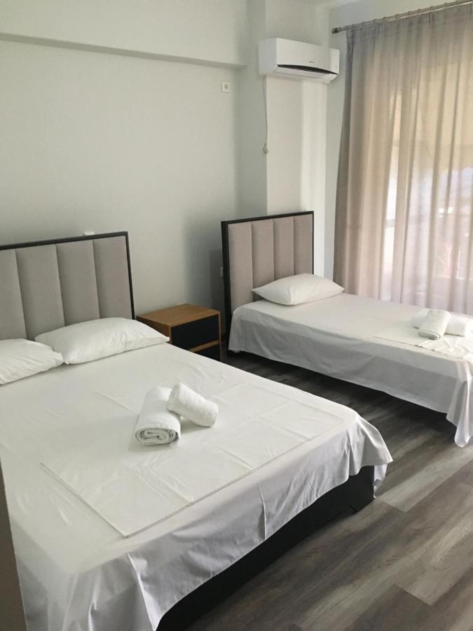 Irini Boutique Rooms!!! Himare Ngoại thất bức ảnh