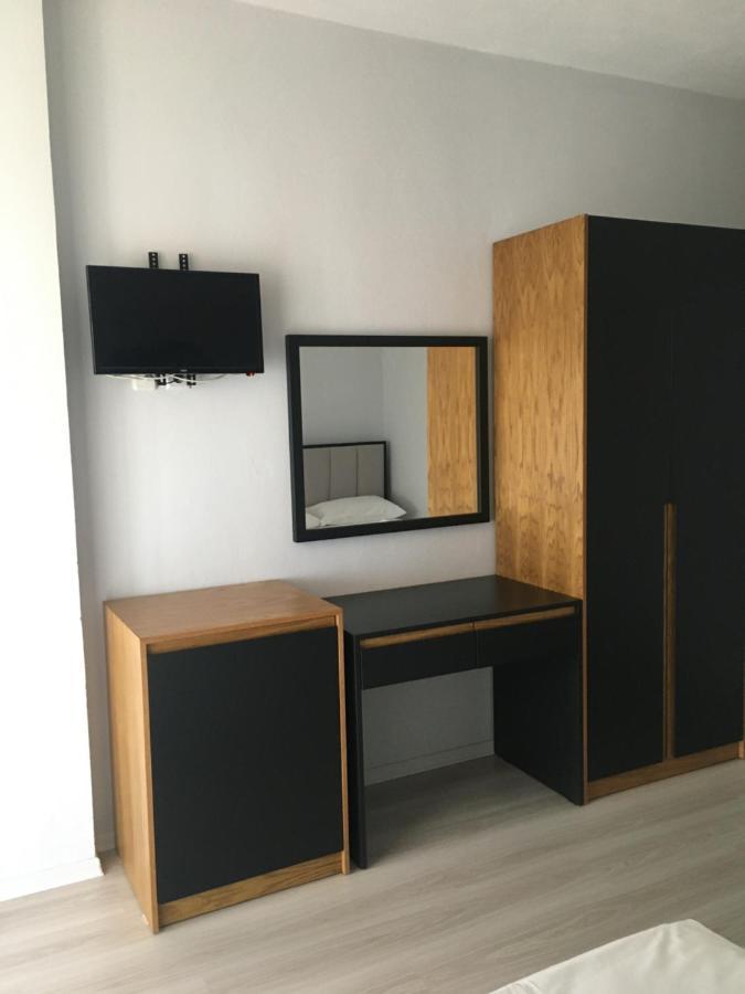 Irini Boutique Rooms!!! Himare Ngoại thất bức ảnh
