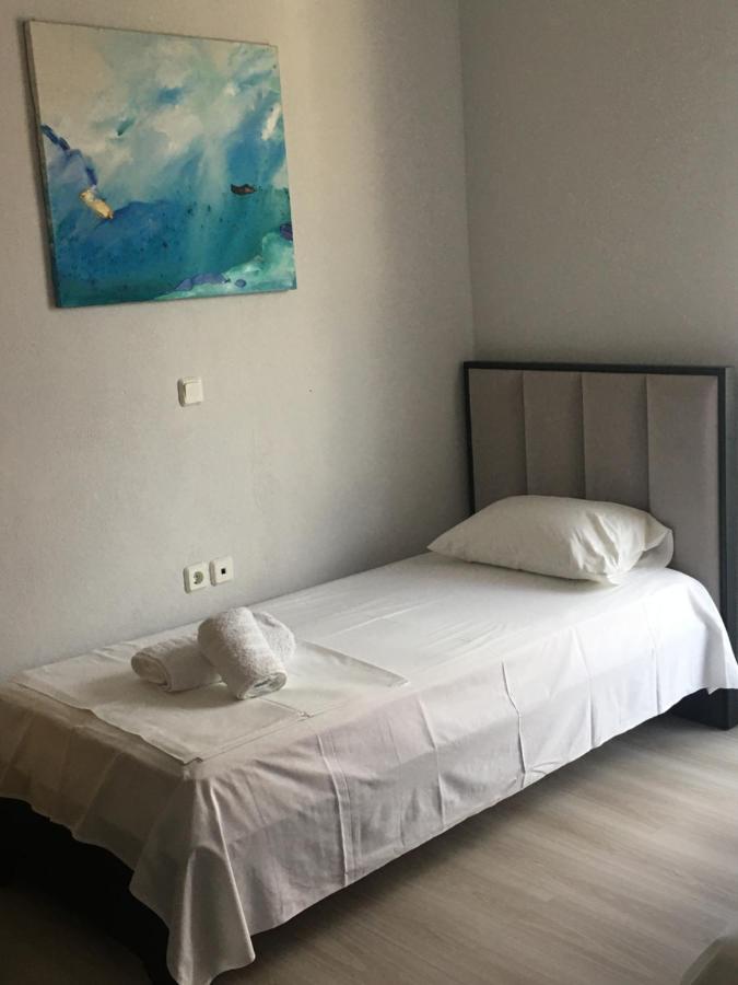 Irini Boutique Rooms!!! Himare Ngoại thất bức ảnh