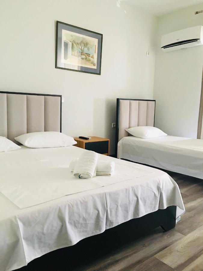 Irini Boutique Rooms!!! Himare Ngoại thất bức ảnh