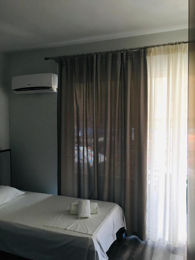 Irini Boutique Rooms!!! Himare Ngoại thất bức ảnh