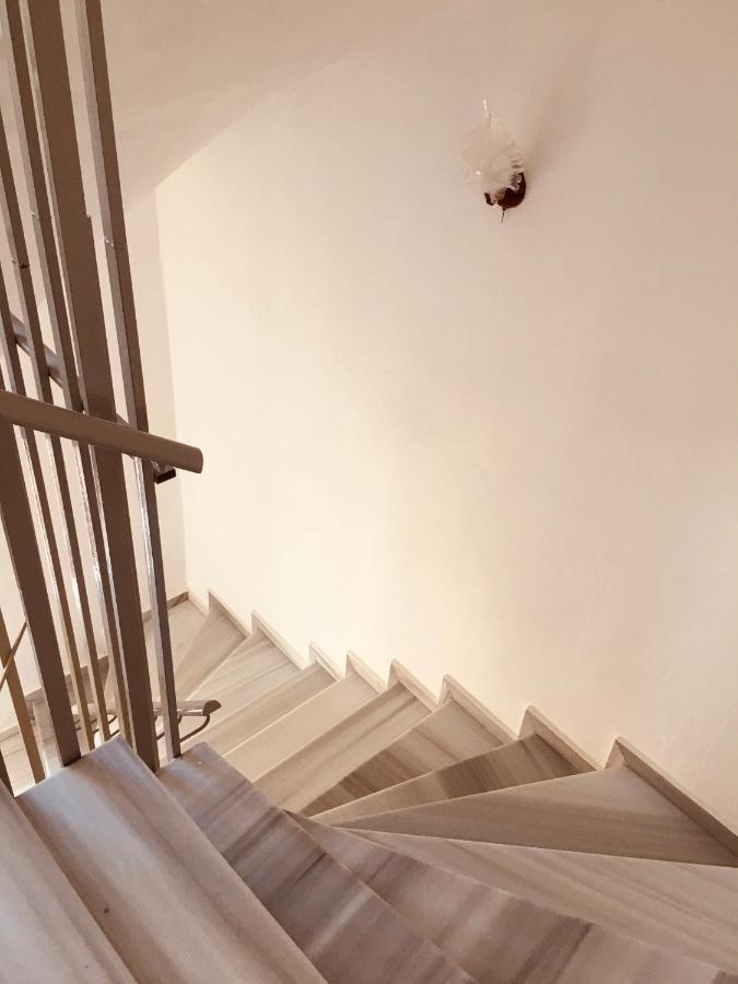 Irini Boutique Rooms!!! Himare Ngoại thất bức ảnh