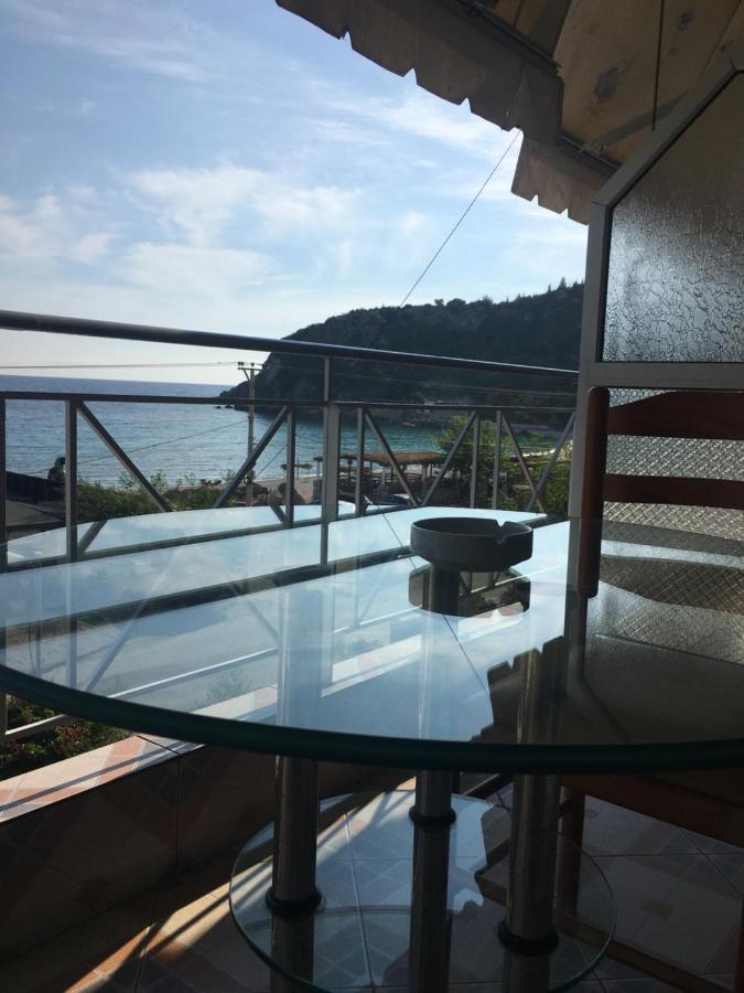 Irini Boutique Rooms!!! Himare Ngoại thất bức ảnh