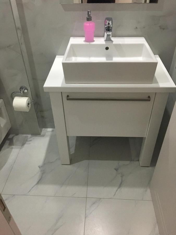 Irini Boutique Rooms!!! Himare Ngoại thất bức ảnh