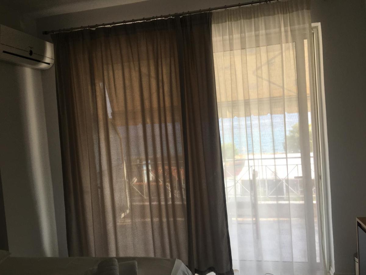 Irini Boutique Rooms!!! Himare Ngoại thất bức ảnh